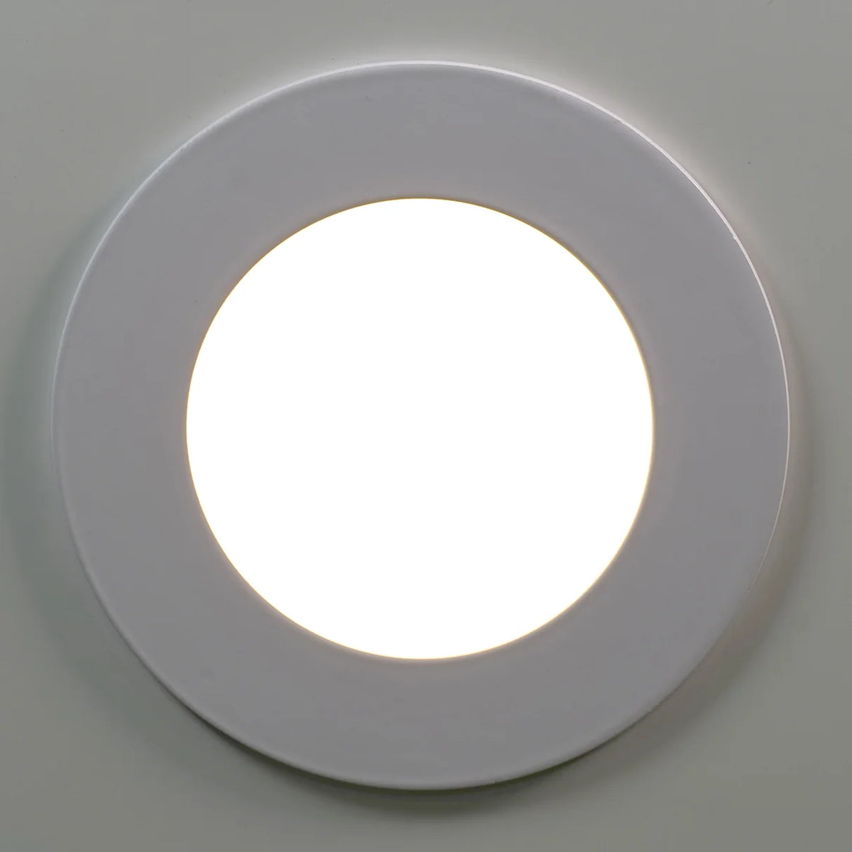 4" LED slim downlight with selectable CCT and interchangeable magnetic rings